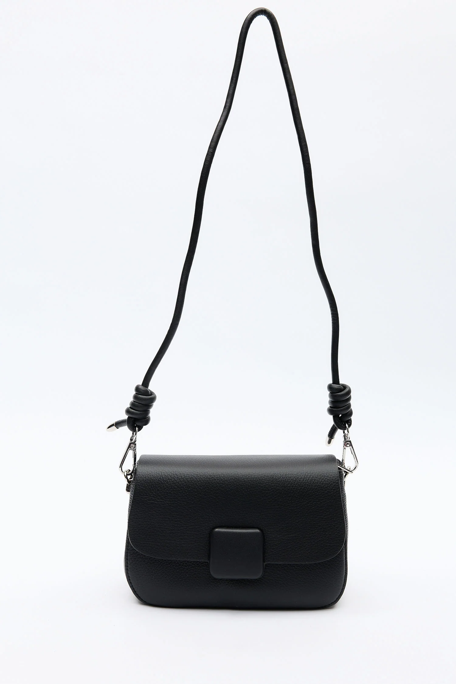 Amilie Black - Image 2