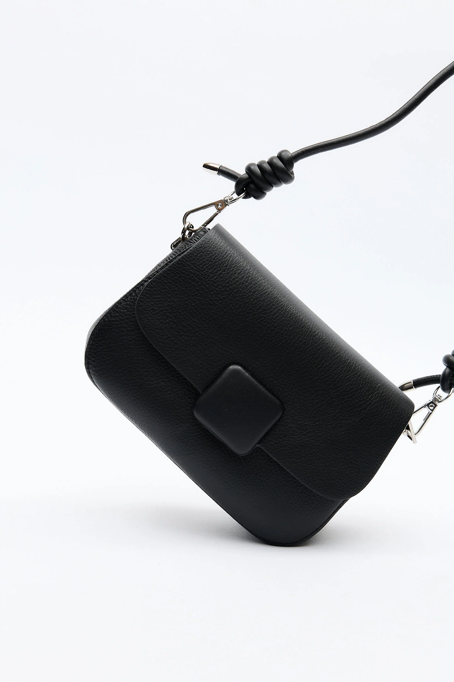 Amilie Black - Image 3
