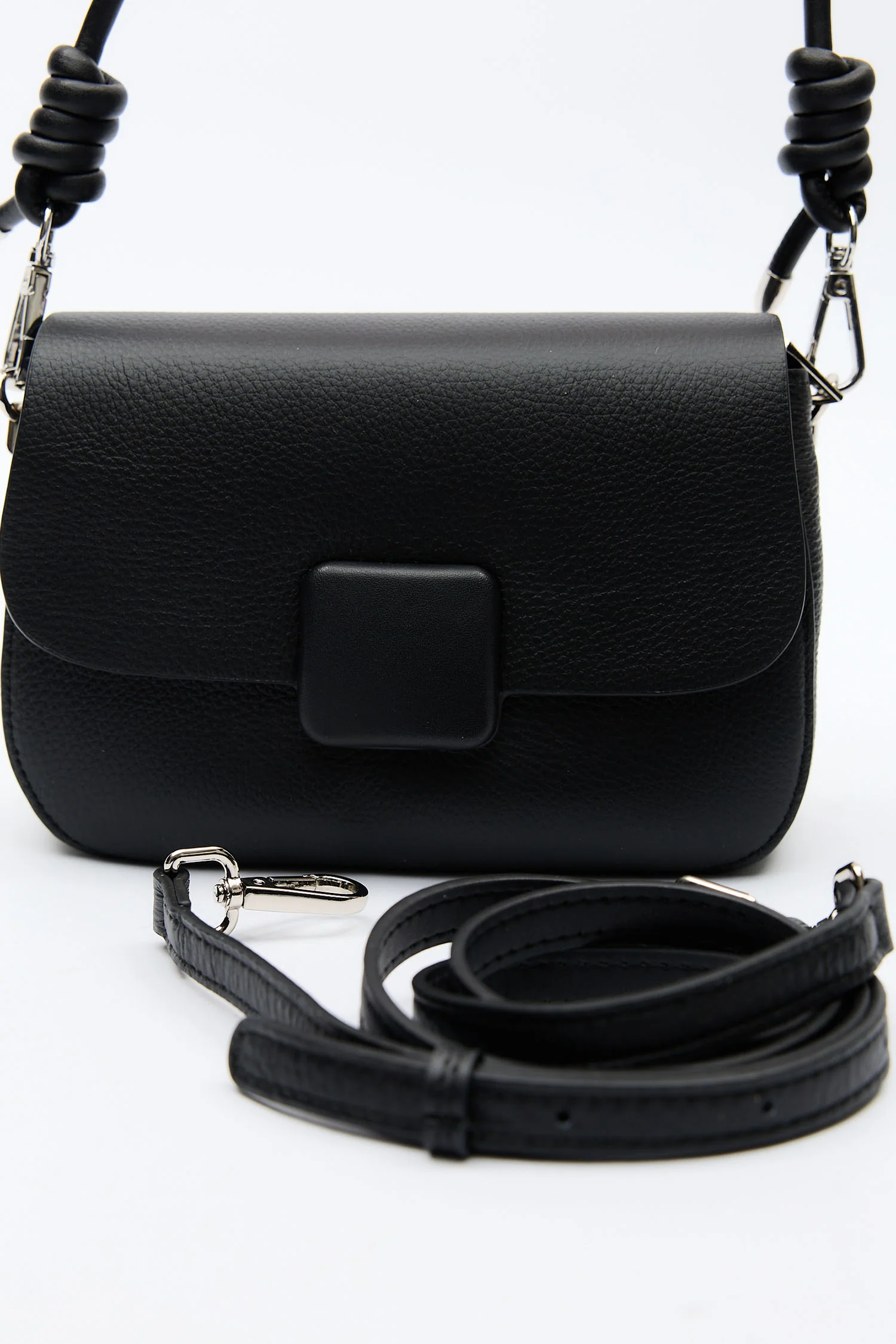 Amilie Black - Image 5
