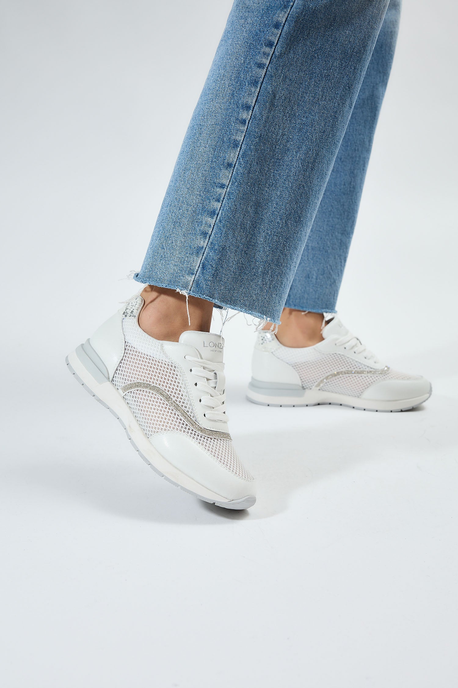 Cressida White - Image 7
