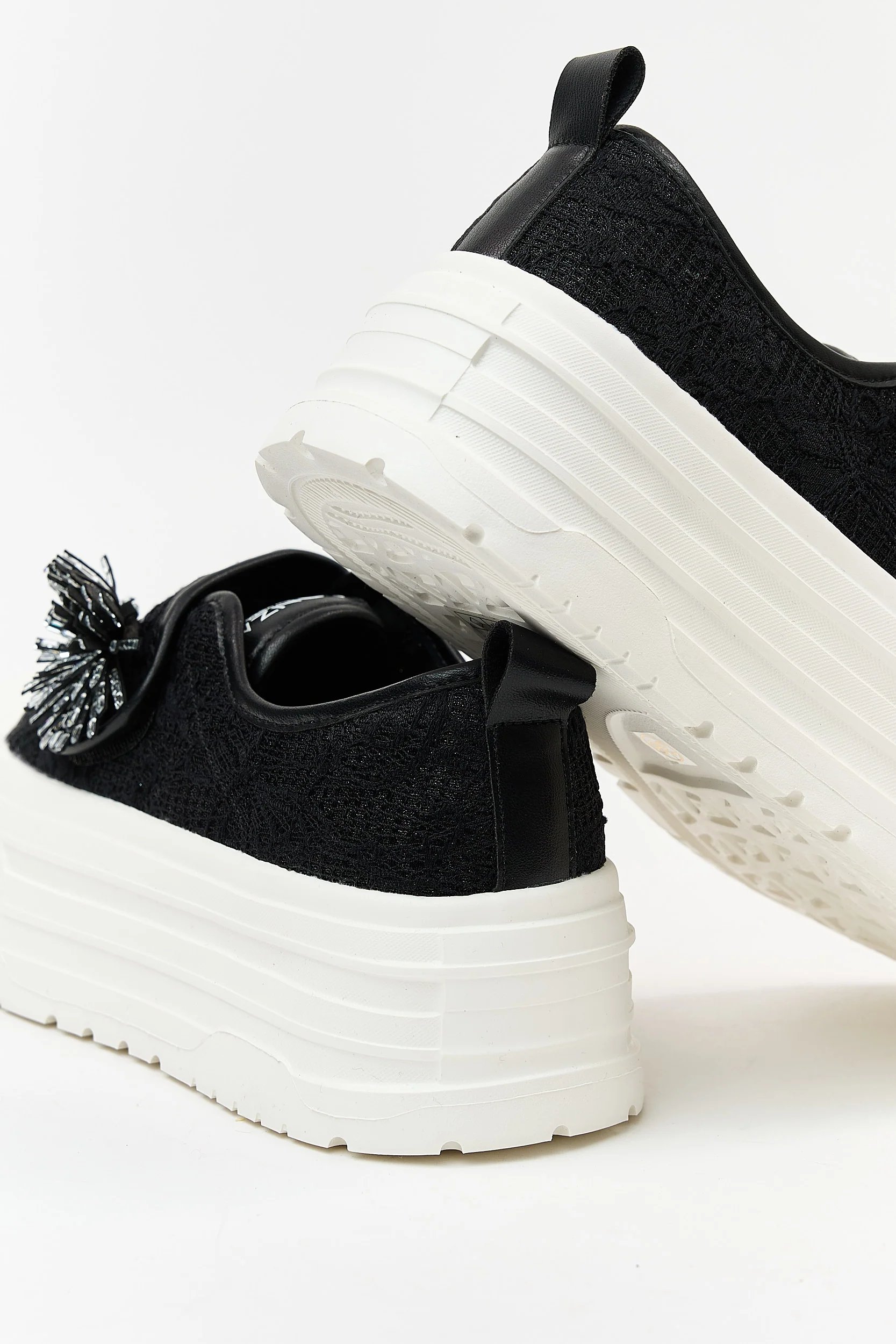 Curla Black - Image 6