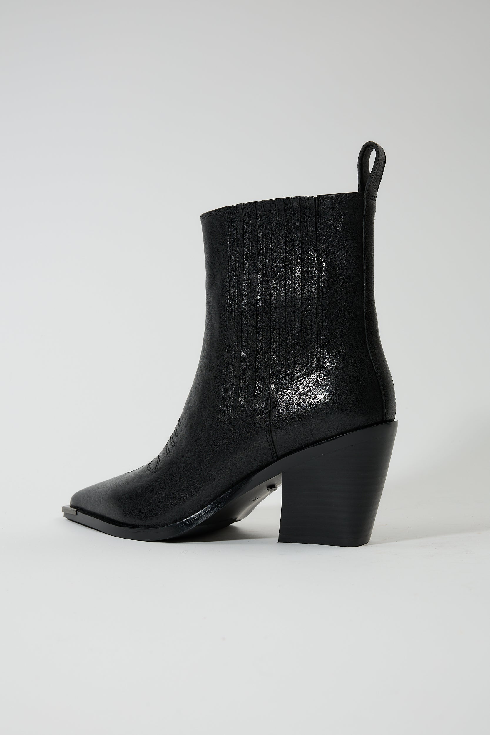 Despina Black - Image 4