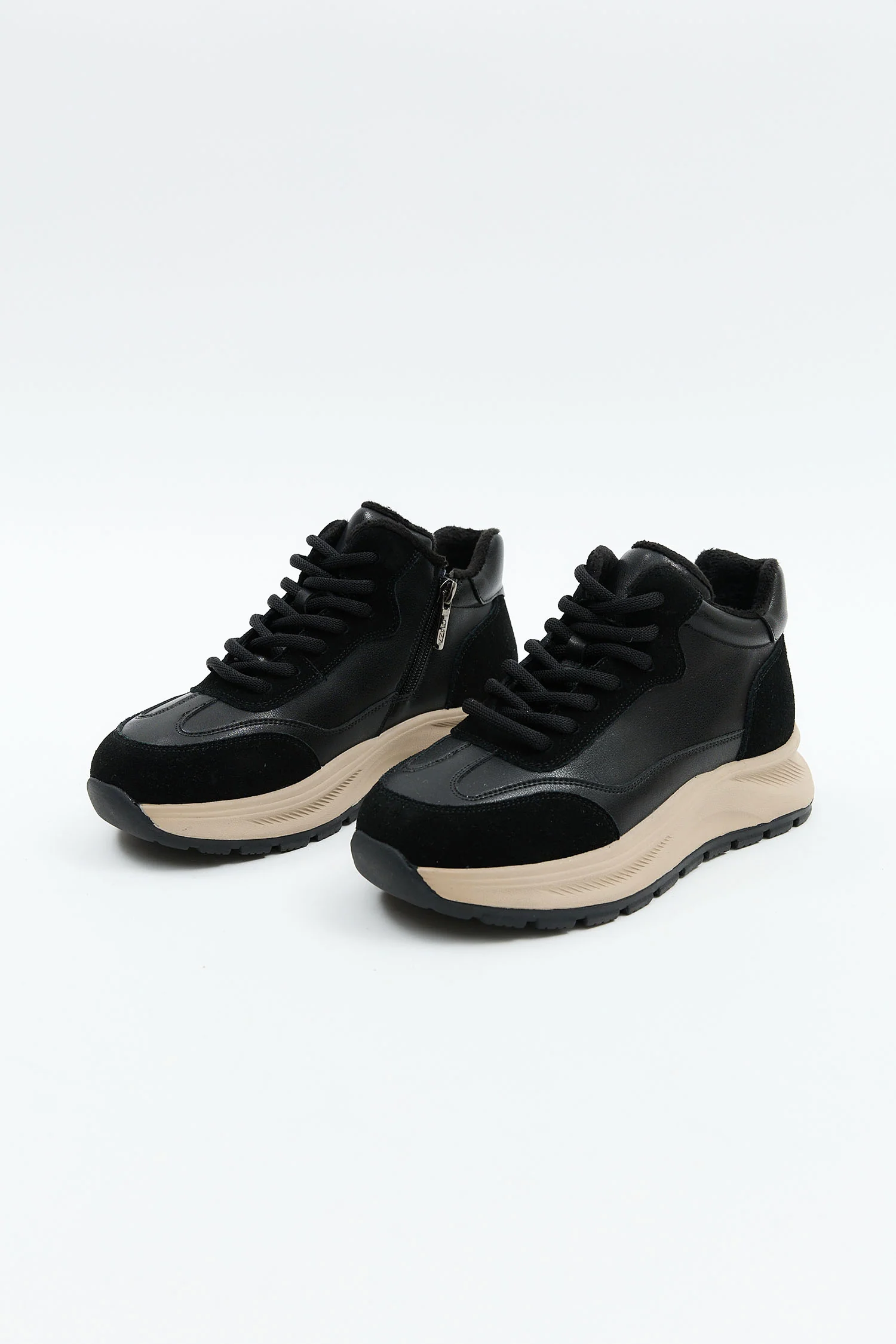 Evarelle Black - Image 2
