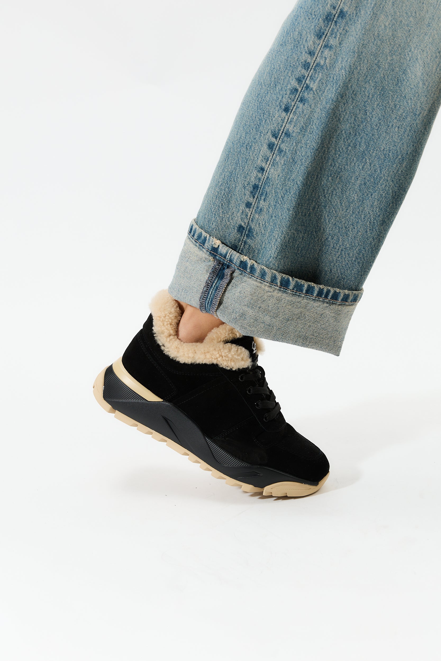 Ferness Black - Image 10