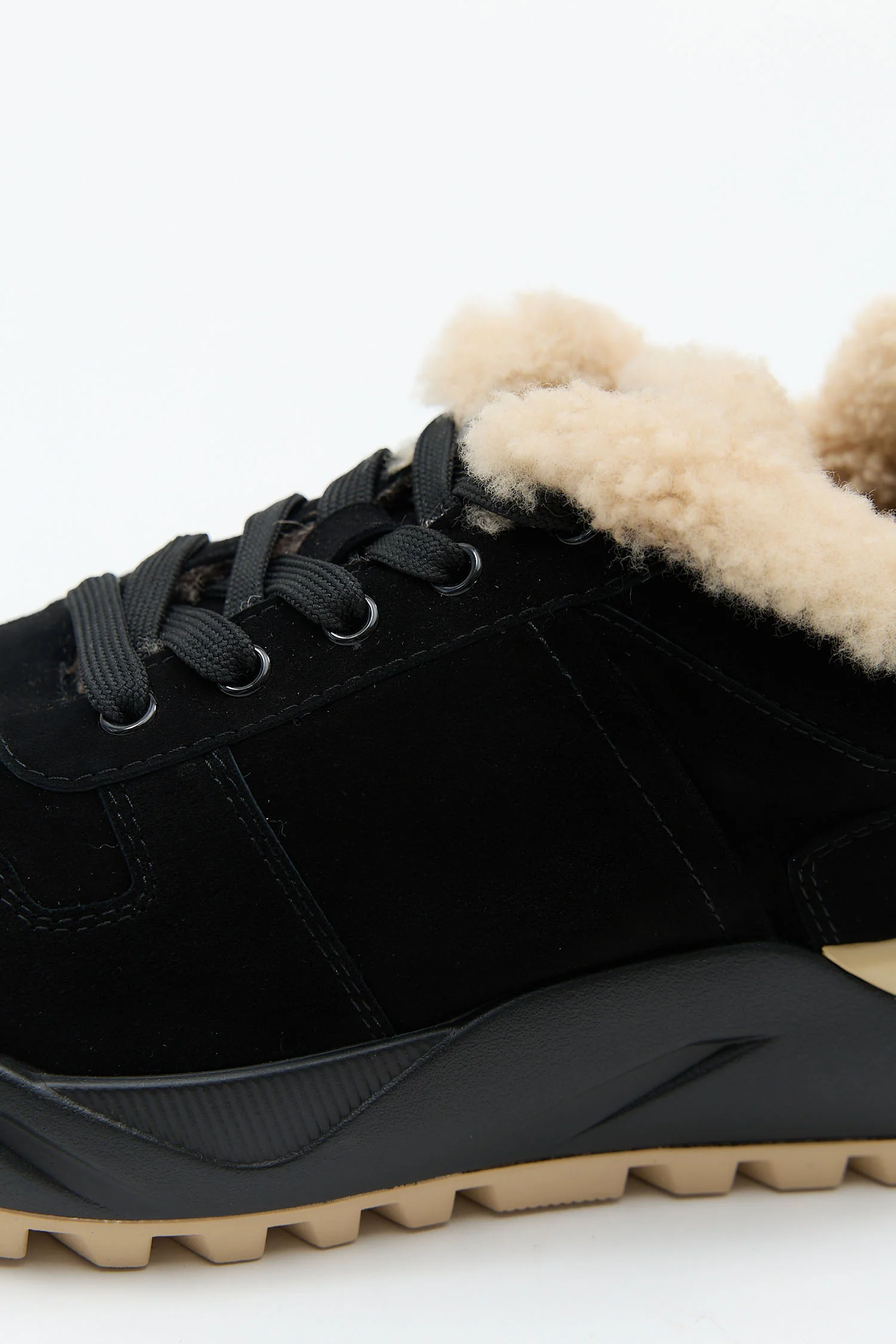 Ferness Black - Image 2