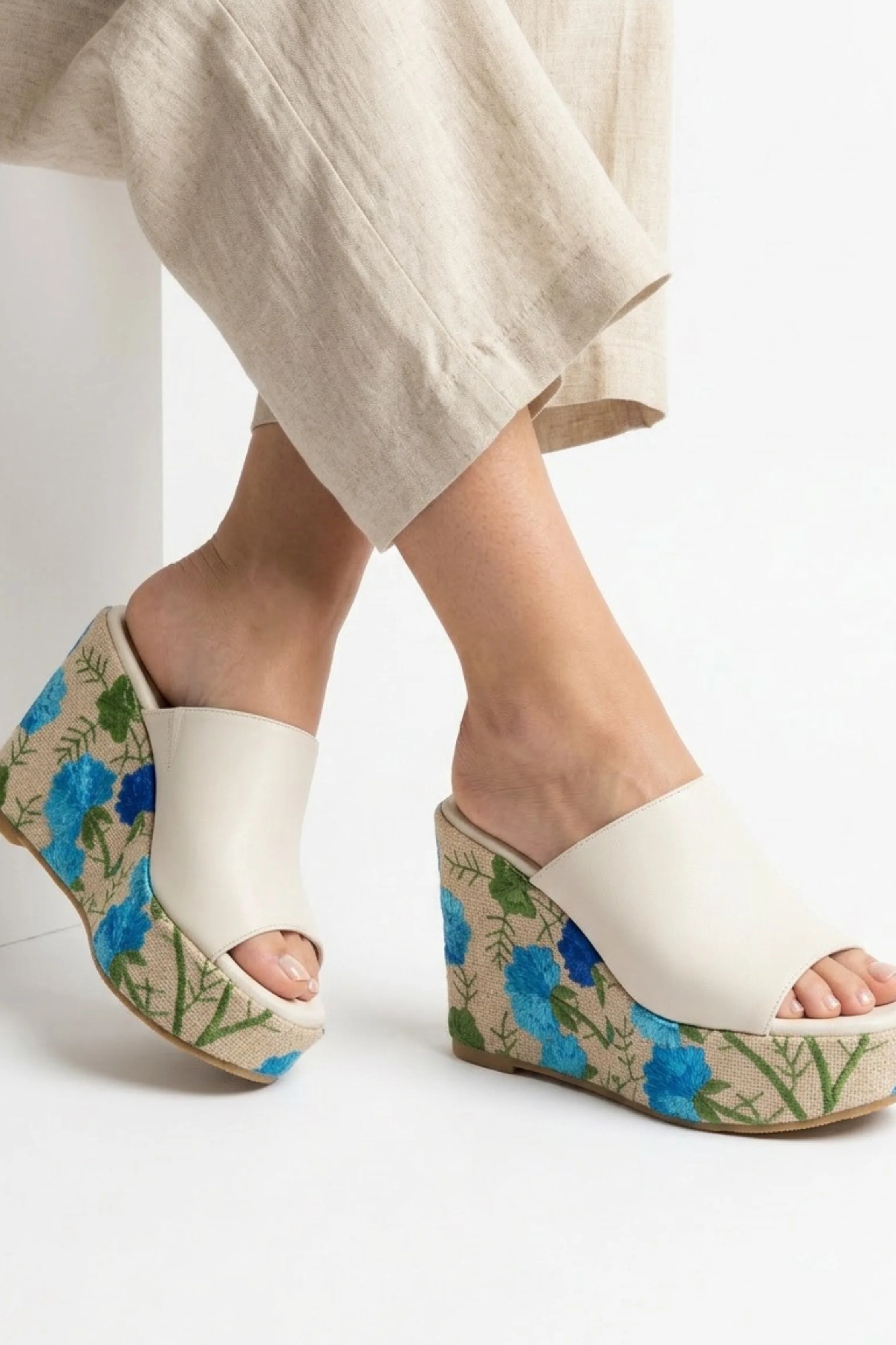 Flora Milk - Image 3