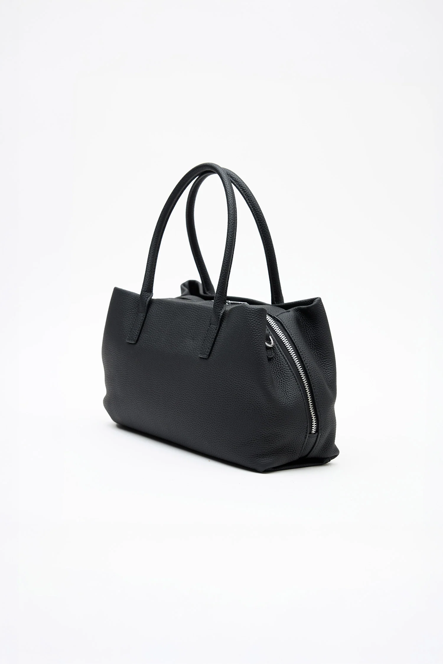 Polia Black - Image 4