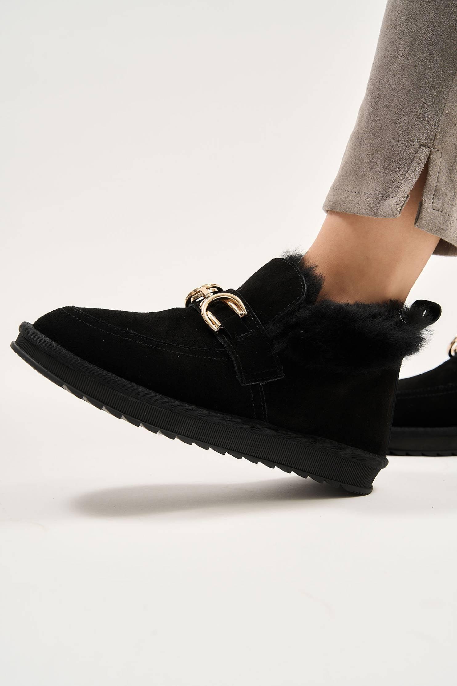 Puff Buckle Black - Image 6