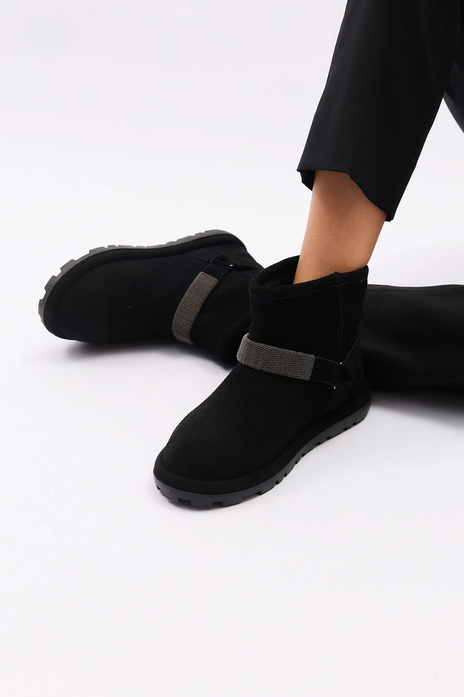 Rowelle Black